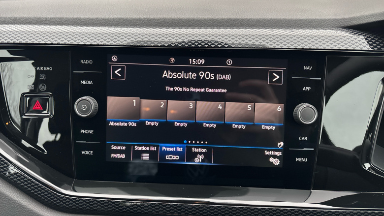 Volkswagen Polo 1.0 Life 5dr Petrol Hatchback